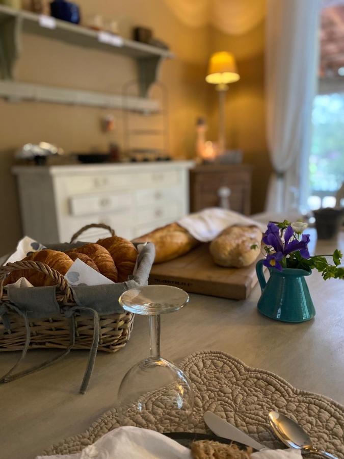 Bed and Breakfast L'Eveil En Provence Entrecasteaux Zewnętrze zdjęcie