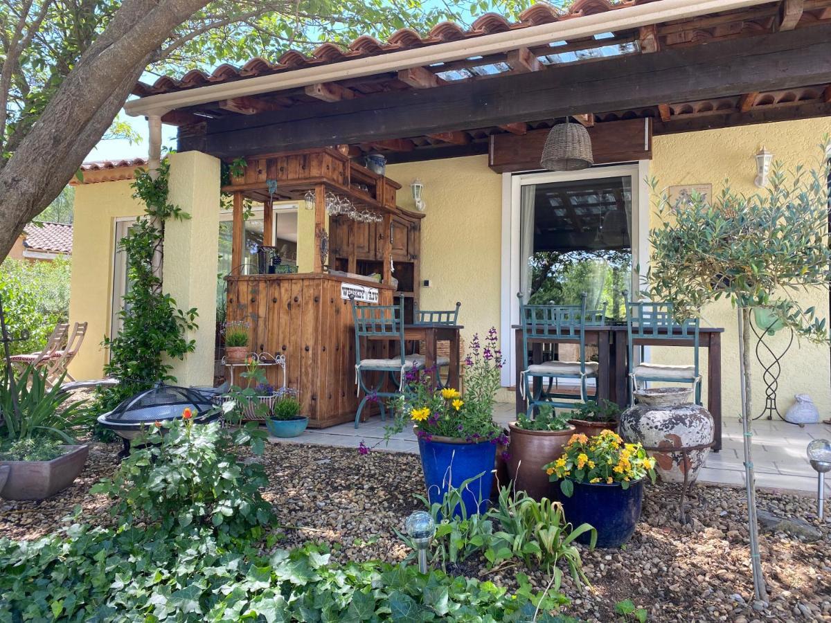 Bed and Breakfast L'Eveil En Provence Entrecasteaux Zewnętrze zdjęcie