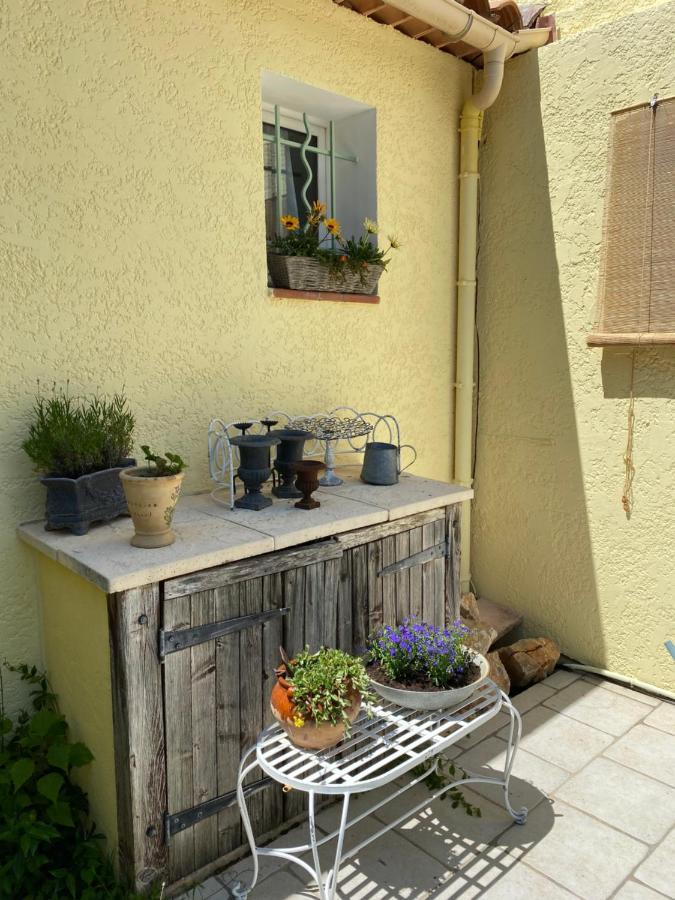 Bed and Breakfast L'Eveil En Provence Entrecasteaux Zewnętrze zdjęcie