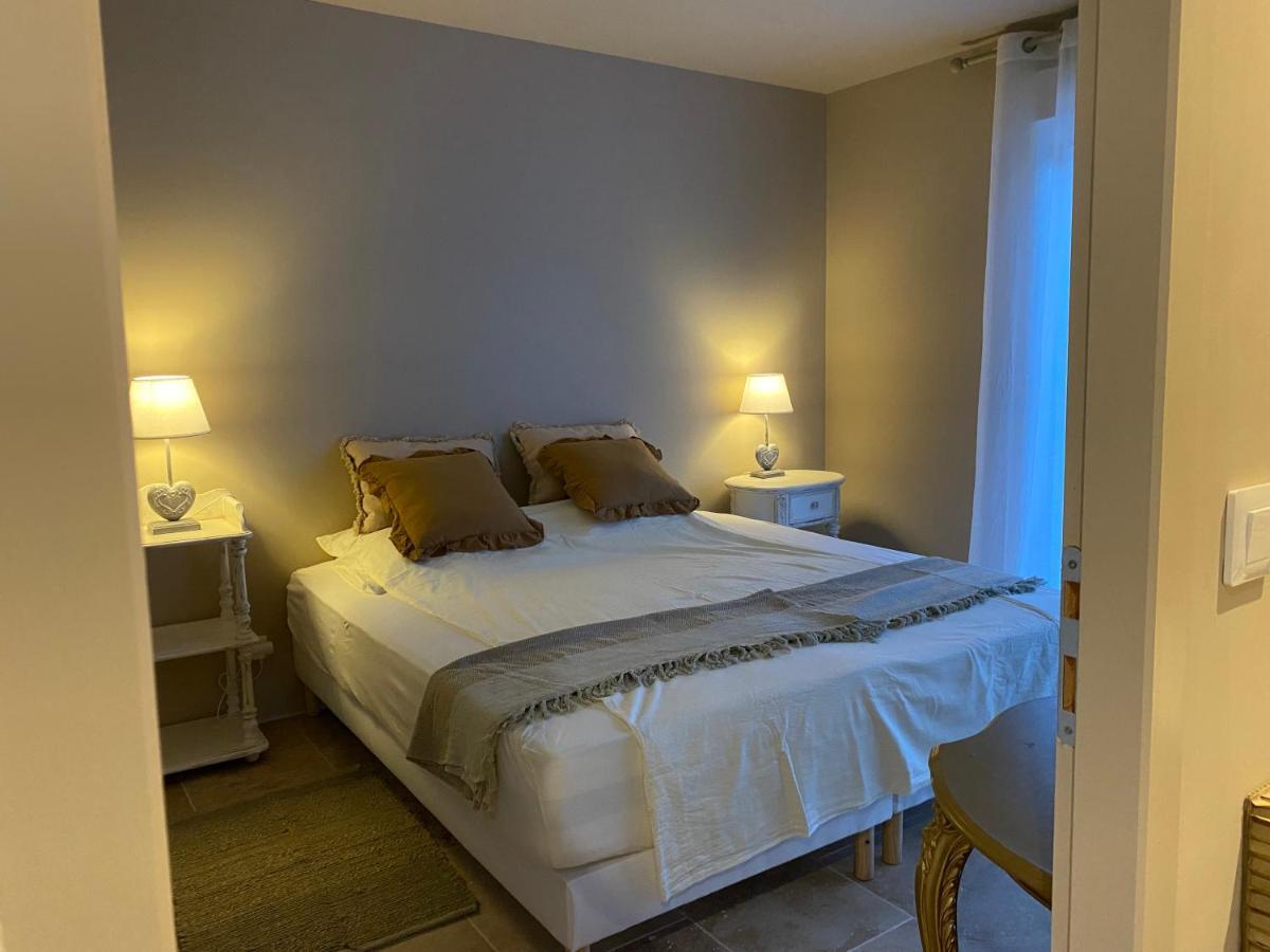 Bed and Breakfast L'Eveil En Provence Entrecasteaux Zewnętrze zdjęcie